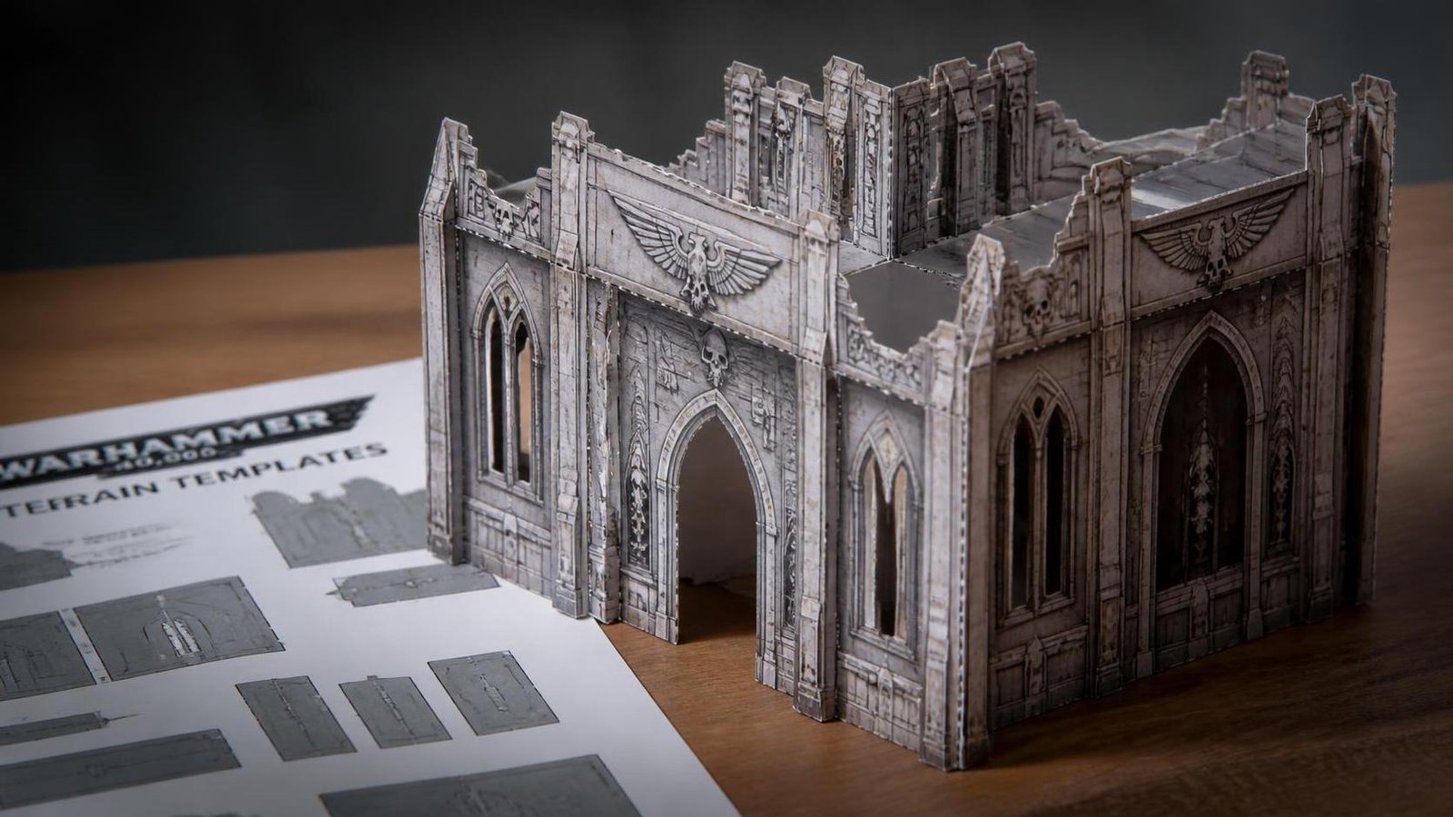 Illustration éditoriale de Warhammer 40,000 : nouveaux gabarits de terrain à télécharger et imprimer