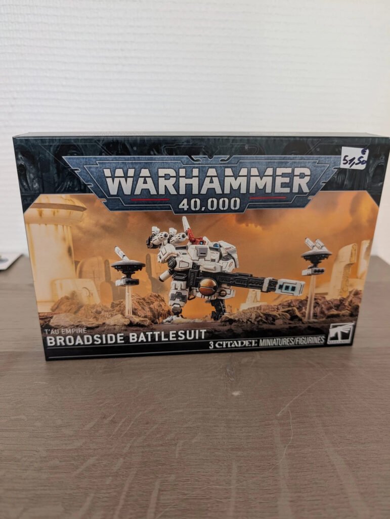 Warhammer 40,000 - T'au Empire Broadside Battlesuit